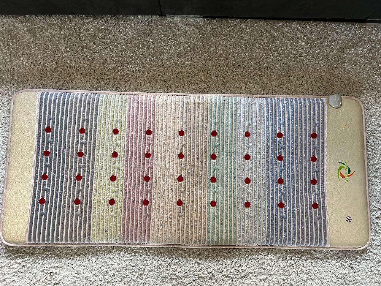 VitalKraftplatz Kristallmatte mit 10 Heilsteinen